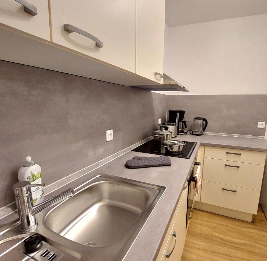 Moderne Mit Vollausstattung In Ruhiger Lage, W-lan Apartment *